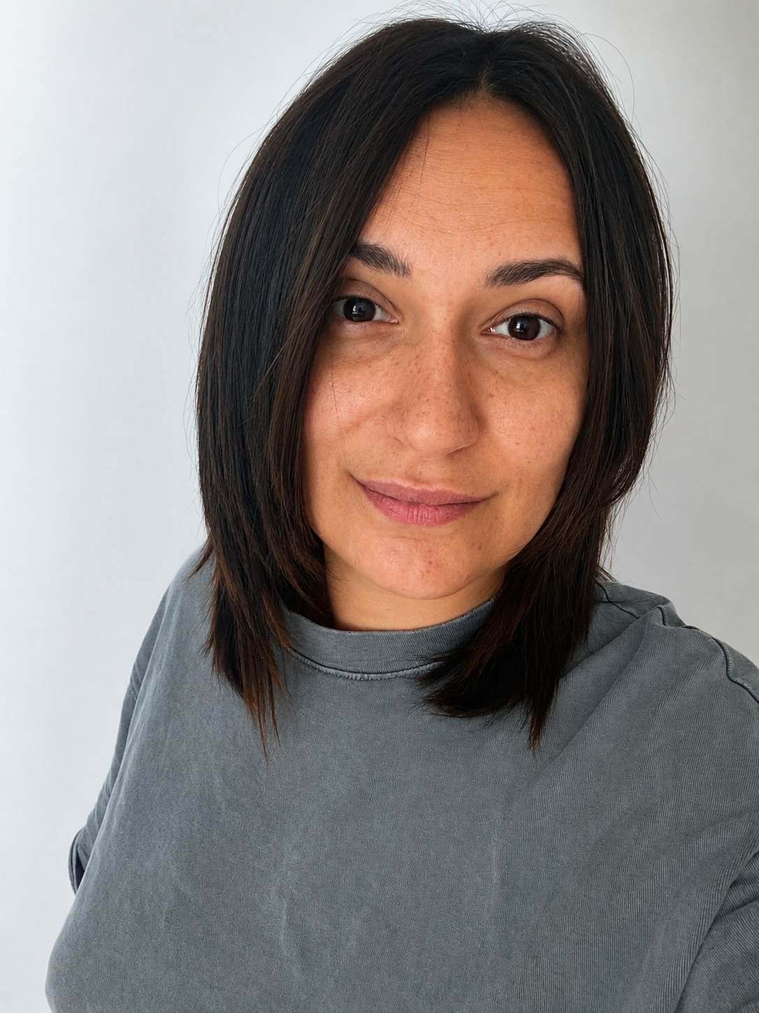 Portrait de Marina, praticienne certifiée en Qi Cleansing